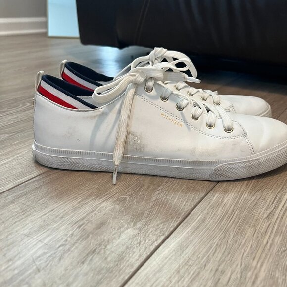 Tommy Hilfiger Other - Tommy Hilfiger Lace Up Sneakers Low Top White Size 11
